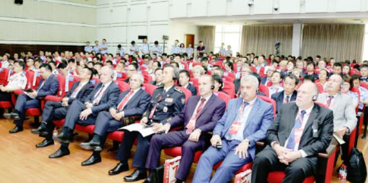 8a8fa85e07b60248d700ee5c86292d8f.jpg 国际学术研讨会04.jpg